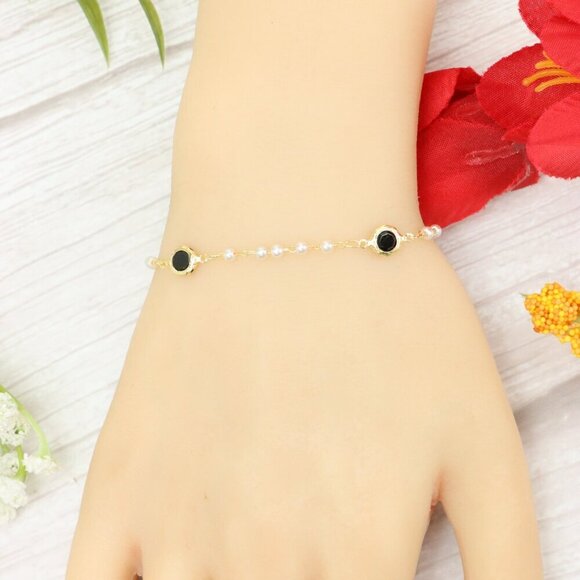 "Trendy Handmade Bracelet – A Thoughtful Gift for Girls & Women | UNVRC1422 - Picture 8 of 10